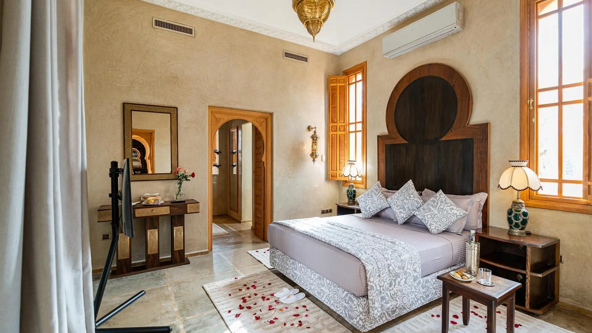 Palais Alcazar Hotel Ouled Jelal